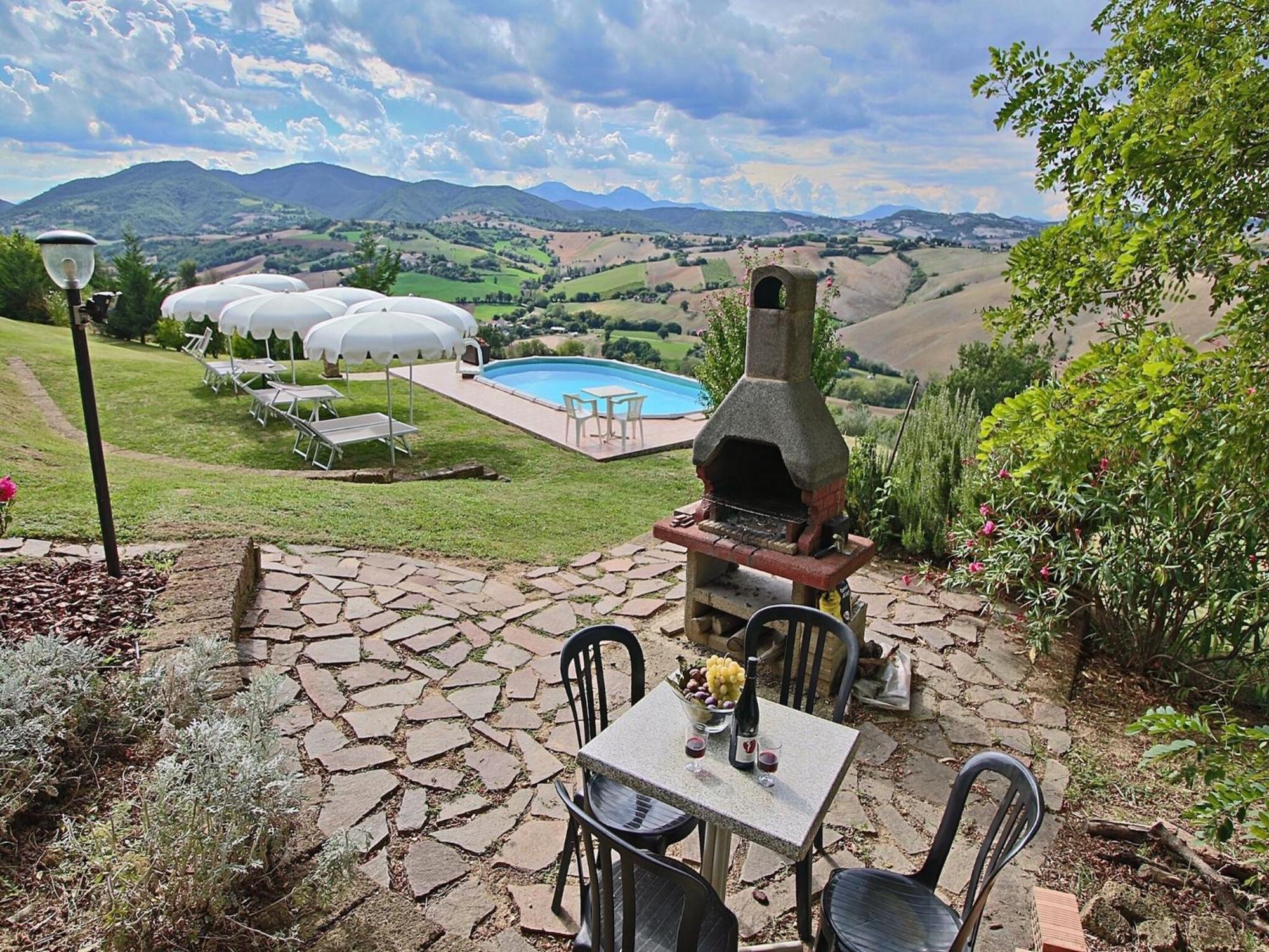 Nice Flat In Arcevia With Swimming Pool מראה חיצוני תמונה