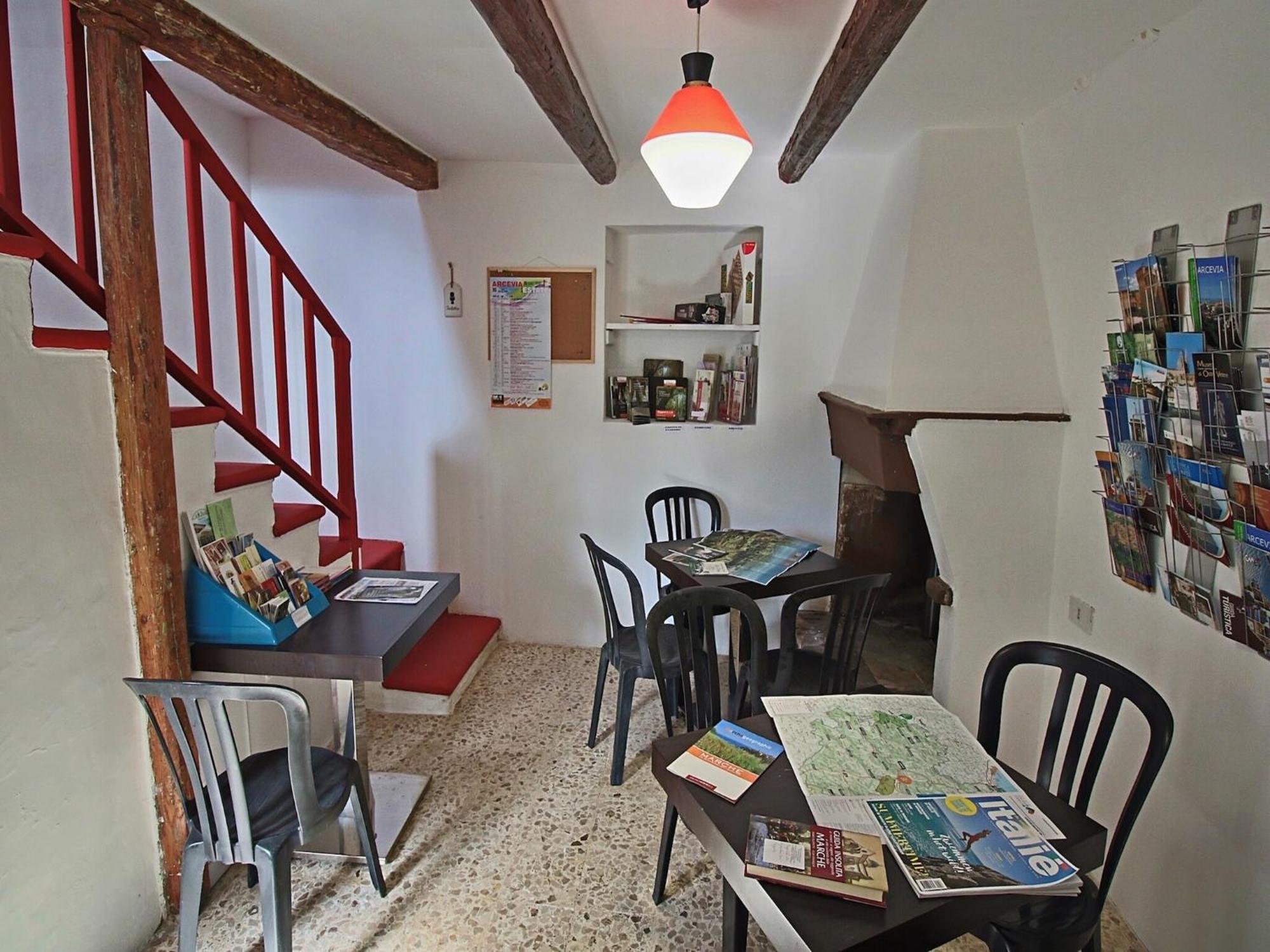 Nice Flat In Arcevia With Swimming Pool מראה חיצוני תמונה