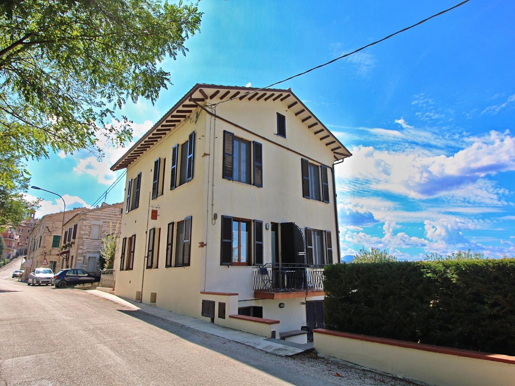 Nice Flat In Arcevia With Swimming Pool מראה חיצוני תמונה