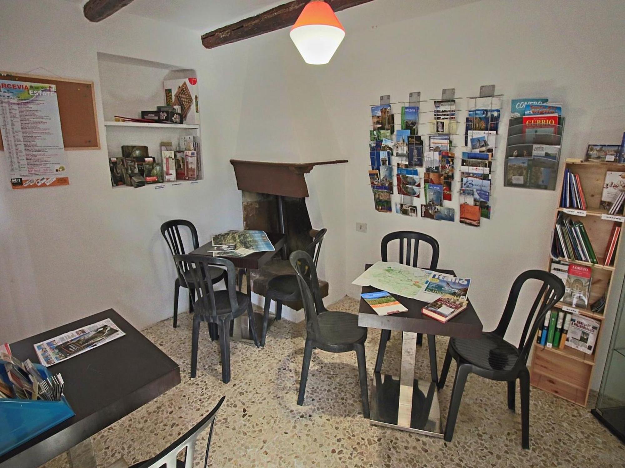 Nice Flat In Arcevia With Swimming Pool מראה חיצוני תמונה